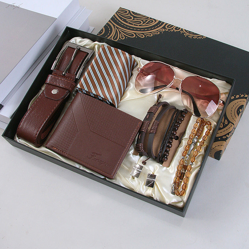 Set Cadou Bărbați 5-în-1 – Ochelari, Portofel, Curea, Brățară + Accesorii