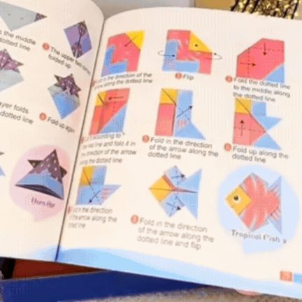 Set Creativ Origami pentru Copii cu 108 Foi Colorate