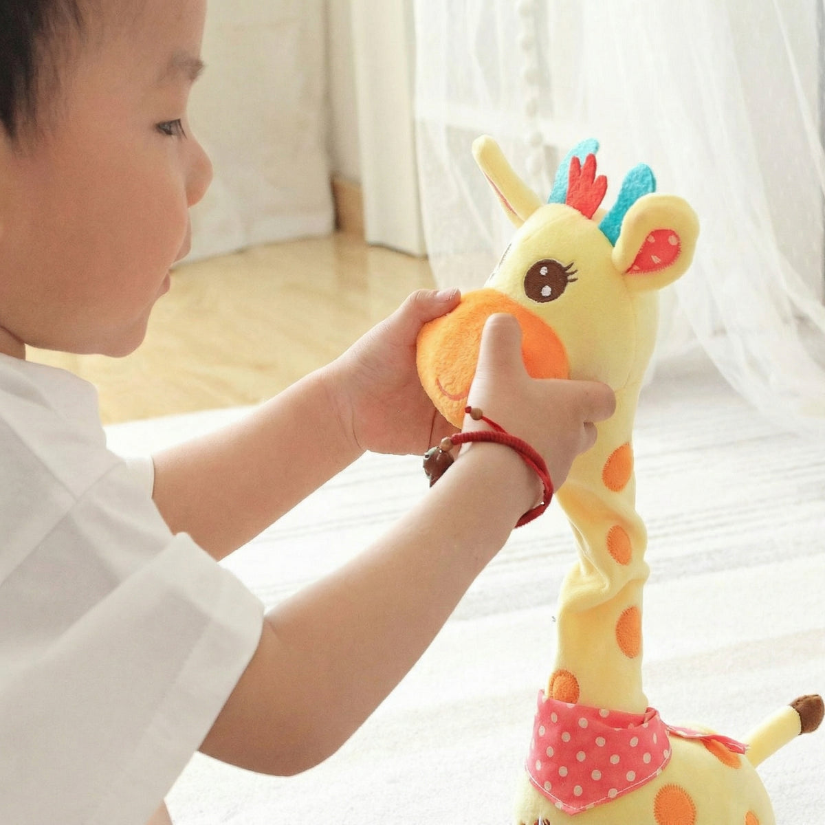 Girafă de Pluș Interactivă