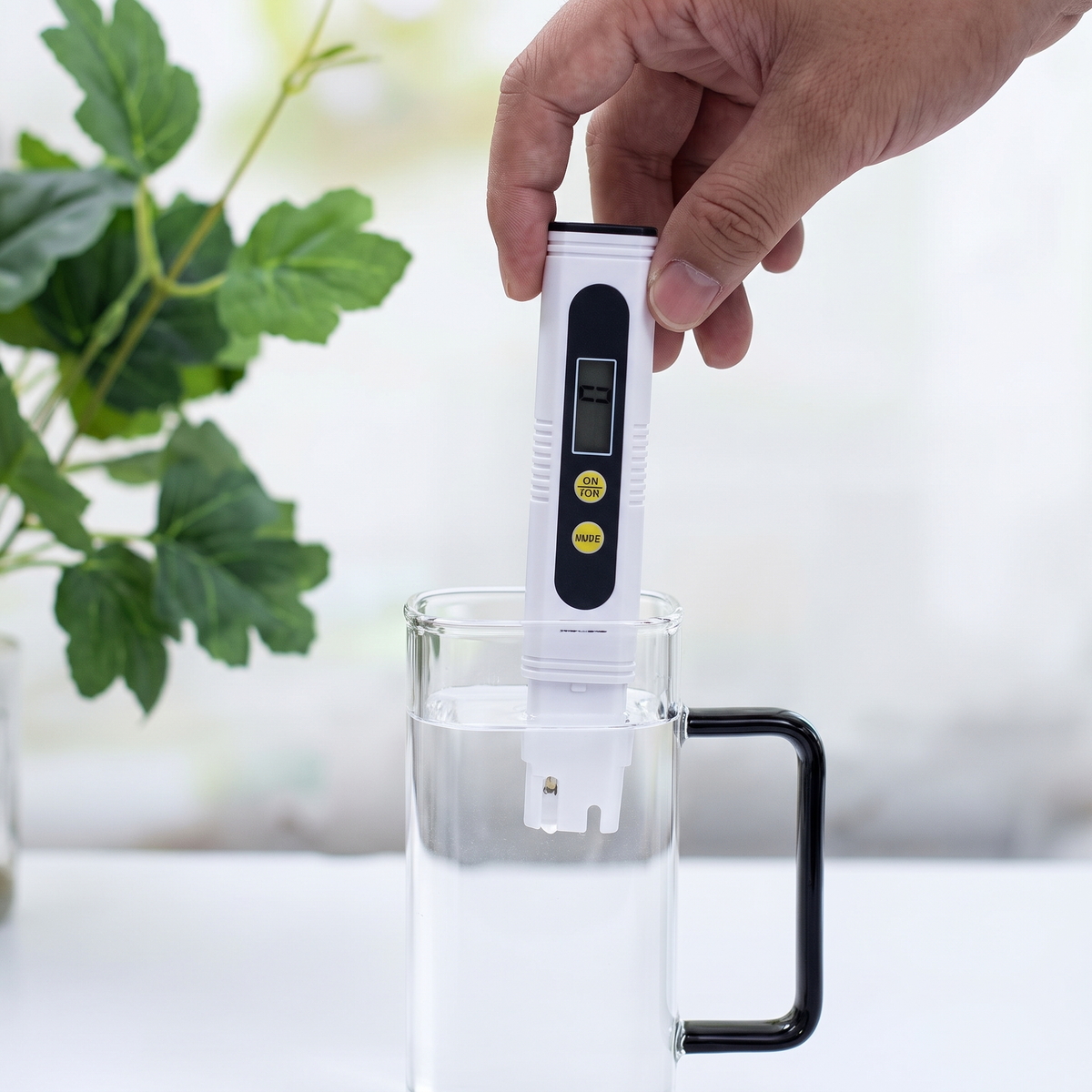 Kit de Testare a Calității Apei 3 in 1, TDS, EC, Interval de Măsurare 0-9990, Tester Multifuncțional pentru Puritatea Apei, Instrument de Măsurare a Temperaturii și Valorii PPM
