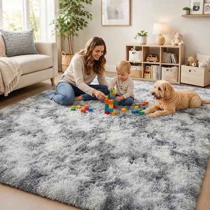 Covor pufos gri deschis 200x280 cm – loc de joacă